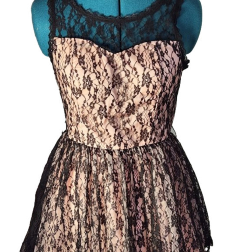 216. Papaya Black Lace over peach satin Prom or Party Dress sz M NWT